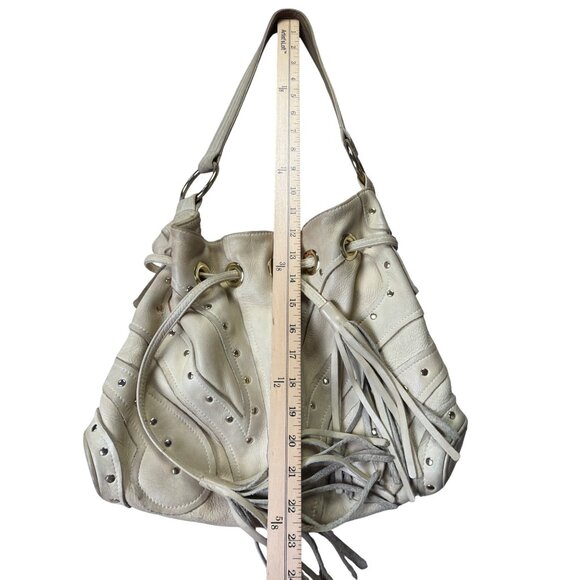 Vintage Bulga White Leather Studded Fringe Handbag With Shoulder Strap - Picture 2 of 10